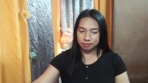 Snapshot of ellah_morena chatting on February 5, 2025, 6:46 am Ellah online show from February 5, 2025, 6:46 am