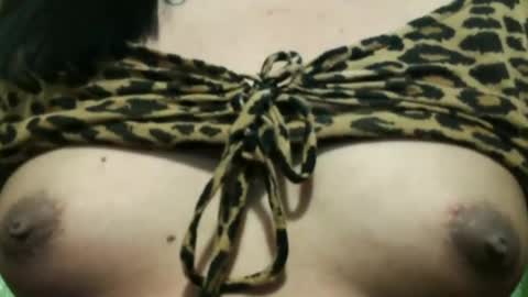 Snapshot of ellah_morena chatting on March 5, 2025, 6:44 am Ellah online show from March 5, 2025, 6:44 am