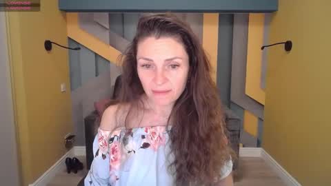 EllaLongs online show from February 5, 2025, 12:27 pm