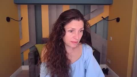 EllaLongs online show from May 27, 2026, 11:29 am