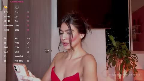 Ella online show from October 31, 2025, 12:33 am