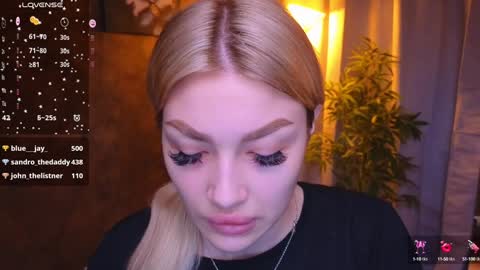 Snapshot of ellamilla chatting on January 20, 2025, 5:37 am ellamilla online show from January 20, 2025, 5:37 am