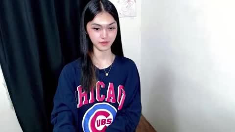 ELLA online show from December 13, 2025, 8:36 pm