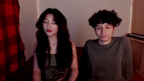 Snapshot of ellancain chatting on February 5, 2025, 10:33 pm Ella and Cain online show from February 5, 2025, 10:33 pm