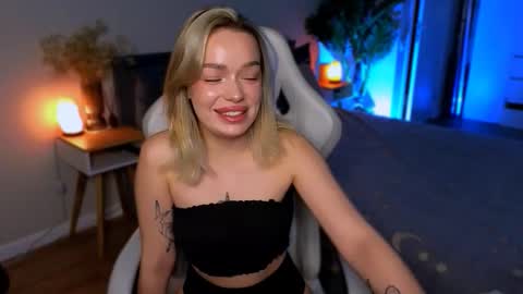 Ella online show from January 12, 2026, 5:45 am