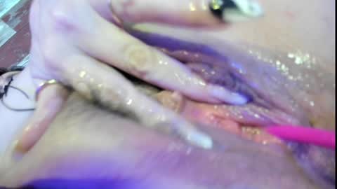 ELLE online show from February 6, 2025, 2:00 am