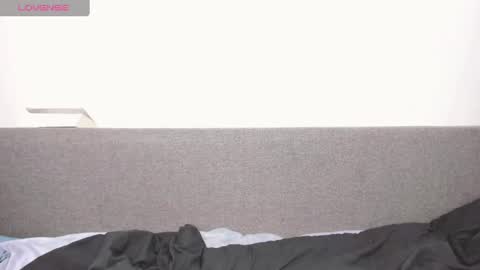 ellen_flow online show from December 1, 2024, 11:47 pm