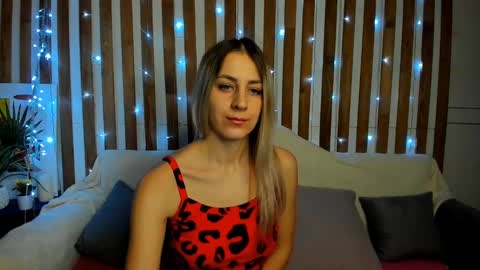 Snapshot of ellen_ross chatting on March 1, 2025, 4:26 am Ellen online show from March 1, 2025, 4:26 am
