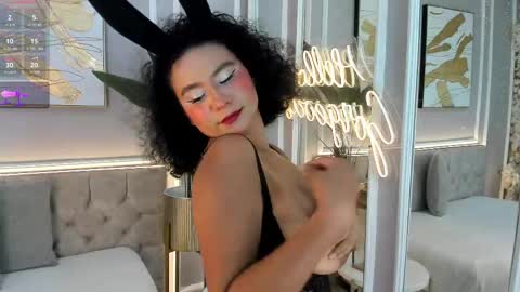 princess online show from November 15, 2025, 7:10 pm