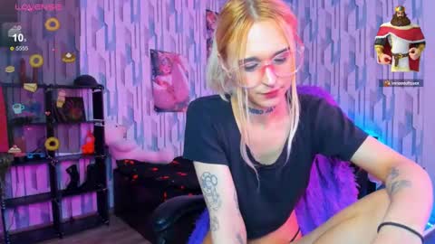 Snapshot of elli_26 chatting on February 26, 2025, 11:30 am Ellie online show from February 26, 2025, 11:30 am