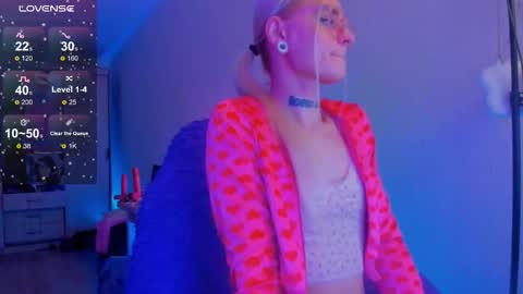 Snapshot of elli_26 chatting on January 17, 2026, 3:39 pm Ellie online show from January 17, 2026, 3:39 pm