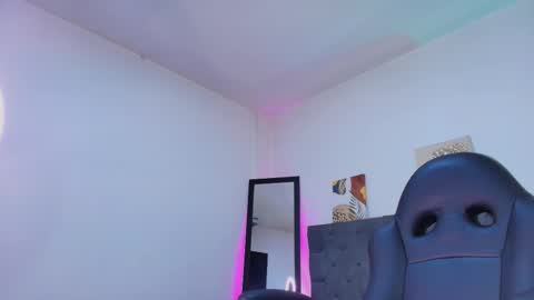 Snapshot of ellie_alves chatting on September 11, 2025, 12:05 pm Ellie online show from September 11, 2025, 12:05 pm