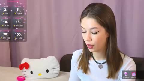 Snapshot of ellie_miller_ chatting on October 7, 2025, 8:06 pm ellie online show from October 7, 2025, 8:06 pm