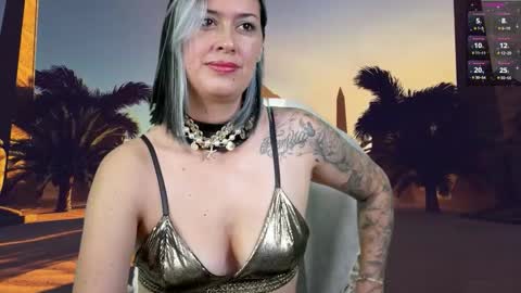 Snapshot of ellie_ramos chatting on November 2, 2025, 1:35 pm Ellie Ramos online show from November 2, 2025, 1:35 pm