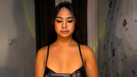 ellie online show from October 22, 2025, 2:17 pm