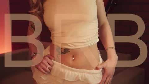 elliecutes online show from October 13, 2025, 5:07 am