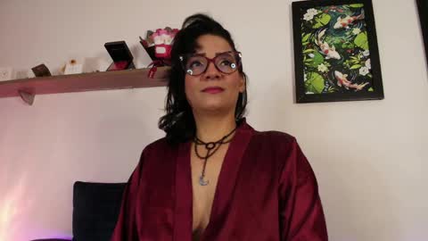 Snapshot of elliee1 chatting on May 22, 2026, 11:49 am elliee1 online show from May 22, 2026, 11:49 am