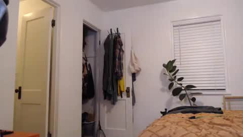 Ellie Rowyn online show from January 8, 2026, 1:08 am