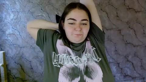 Snapshot of ellies_8 chatting on October 9, 2025, 5:05 am Ellie online show from October 9, 2025, 5:05 am