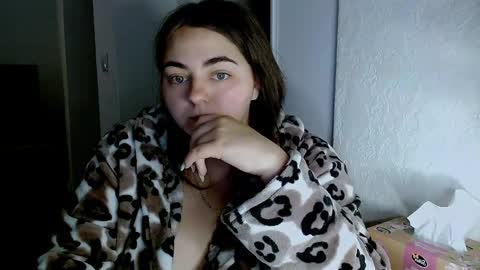 Ellie online show from May 22, 2026, 3:02 am