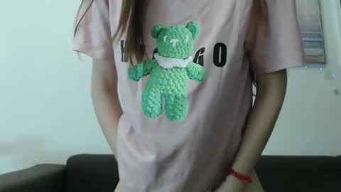 Snapshot of elliewalkersdreamgirl chatting on January 24, 2025, 10:19 pm Effie1818 online show from January 24, 2025, 10:19 pm