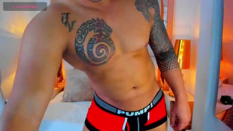 Snapshot of elliott_veelez chatting on February 25, 2025, 8:41 pm E L L I O T V E L E Z online show from February 25, 2025, 8:41 pm