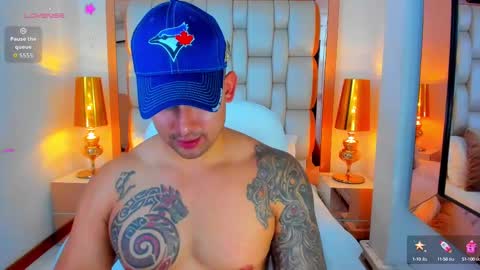 Snapshot of elliott_veelez chatting on September 12, 2025, 8:31 pm E L L I O T V E L E Z online show from September 12, 2025, 8:31 pm