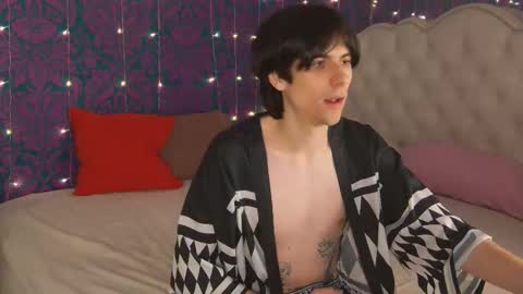 ellis_rin online show from October 27, 2025, 8:57 pm