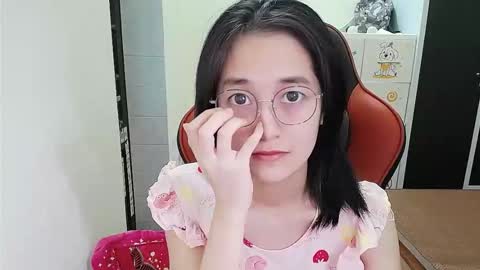 ellsa9x online show from September 13, 2025, 2:11 am