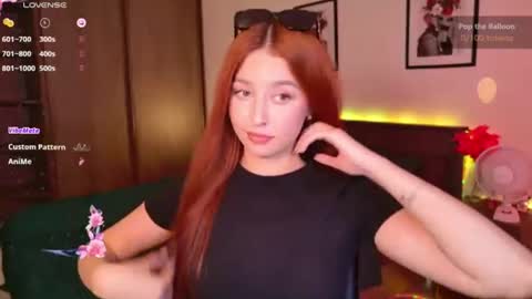 EllyPeach online show from June 16, 2026, 11:57 am