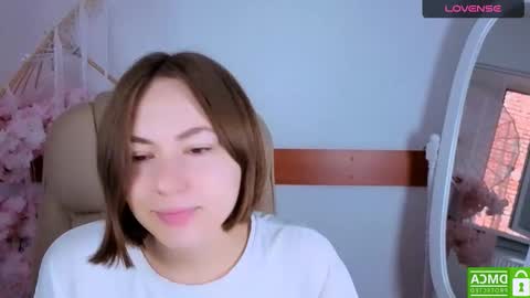 elma_lily online show from October 18, 2025, 5:54 am