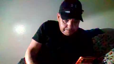 elmario24 online show from November 17, 2025, 10:21 am