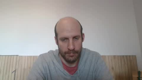 Mati Restrepo online show from June 15, 2026, 12:07 pm
