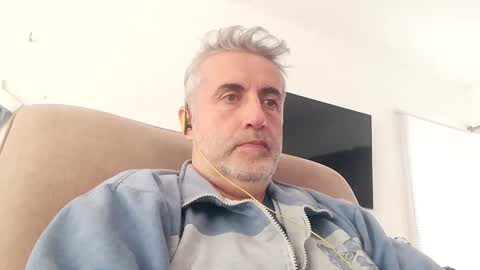 Snapshot of elmejorfvb2 chatting on December 23, 2024, 3:23 pm fer online show from December 23, 2024, 3:23 pm