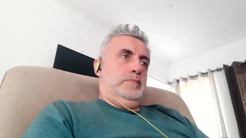 Snapshot of elmejorfvb2 chatting on February 9, 2025, 10:00 pm fer online show from February 9, 2025, 10:00 pm