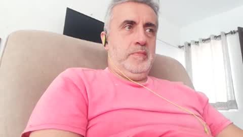 Snapshot of elmejorfvb2 chatting on February 17, 2025, 5:43 pm fer online show from February 17, 2025, 5:43 pm