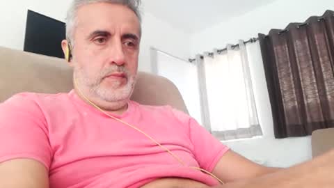 Snapshot of elmejorfvb2 chatting on February 20, 2025, 7:08 pm fer online show from February 20, 2025, 7:08 pm