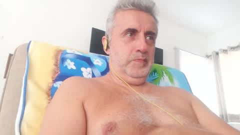 Snapshot of elmejorfvb2 chatting on February 22, 2025, 8:53 pm fer online show from February 22, 2025, 8:53 pm