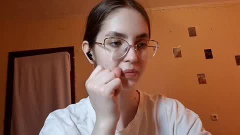 Kate online show from May 18, 2026, 10:21 am