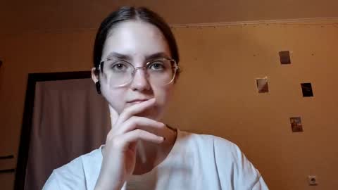 Kate online show from May 24, 2026, 1:38 pm