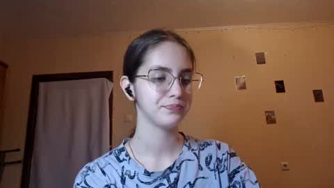Kate online show from June 17, 2026, 3:24 pm