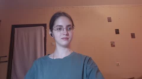 Kate online show from July 14, 2026, 1:50 pm