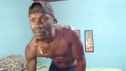 elmiltonnjakee online show from April 21, 2026, 4:12 pm