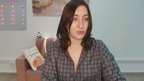 Snapshot of elmirapowers chatting on December 7, 2024, 12:35 pm elmirapowers online show from December 7, 2024, 12:35 pm