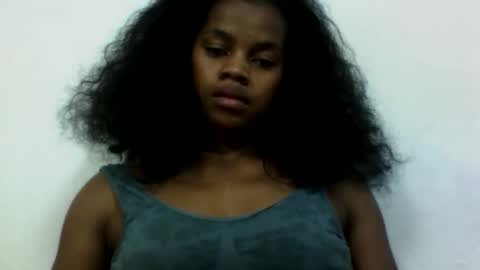 elodie228680 online show from June 7, 2026, 4:44 pm