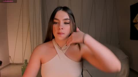 Snapshot of eloisaolivero chatting on November 9, 2025, 7:01 pm ELOISA OLIVERO online show from November 9, 2025, 7:01 pm