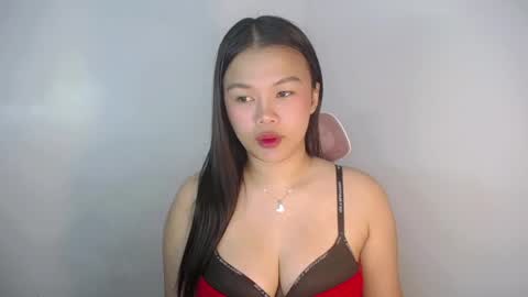 eloise_xpress online show from May 20, 2026, 3:24 am