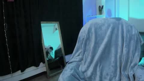 Snapshot of eloisee_ chatting on November 4, 2025, 4:33 am Eloise . online show from November 4, 2025, 4:33 am