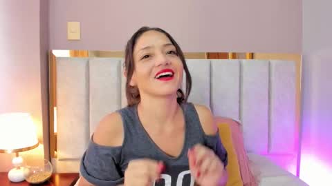 EloiseQuinn online show from October 23, 2025, 12:37 pm