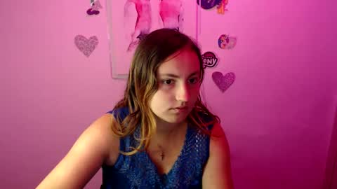 Snapshot of elora_vip chatting on September 30, 2025, 9:36 am elora_vip online show from September 30, 2025, 9:36 am